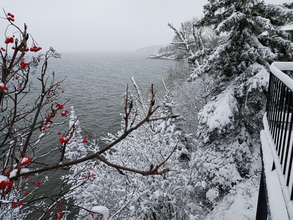 Cliff Dweller on Lake Superior Tofte Esterno foto