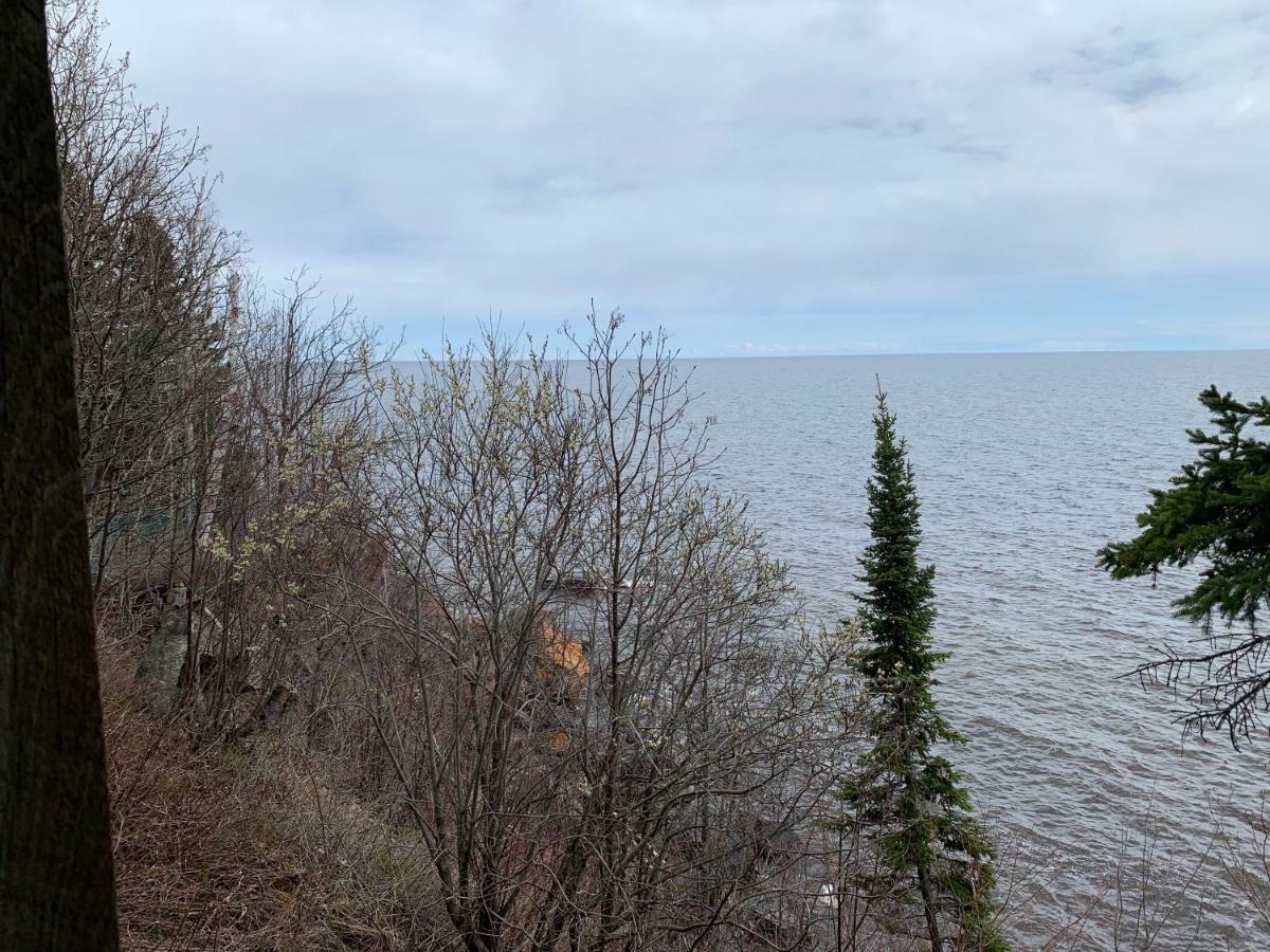 Cliff Dweller on Lake Superior Tofte Esterno foto