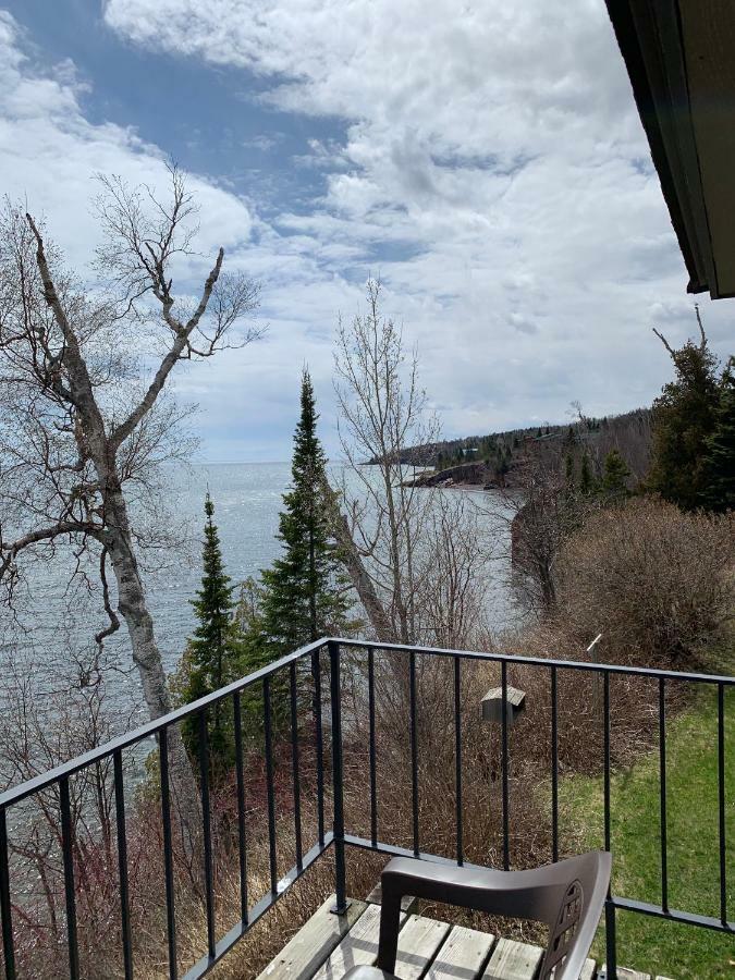 Cliff Dweller on Lake Superior Tofte Esterno foto